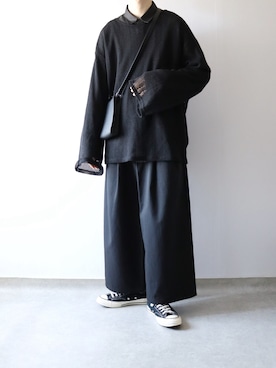 「Utusiyo（ウツシヨ）のアイテム（Tシャツ/カットソー）」を使った、Hiromuさん（メンズ・180cm）の冬コーディネート