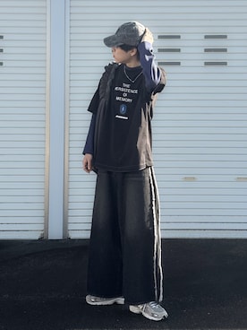 「COLONY 2139（コロニートゥーワンスリーナイン）のアイテム（Tシャツ/カットソー）」を使った、Hiromuさん（メンズ・180cm）の秋コーディネート