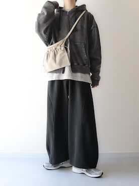 「アイテム（スニーカー）」を使った、Hiromuさん（メンズ・180cm）の夏コーディネート