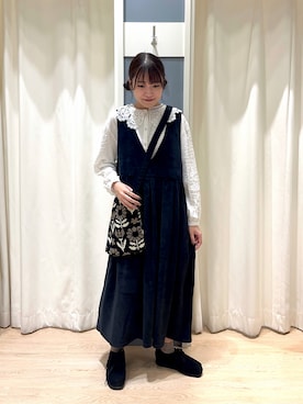 「襟付きトップス」｜「アイテム（ワンピース/ドレス）」を使った、カホさん（レディース・154cm）の秋コーディネート