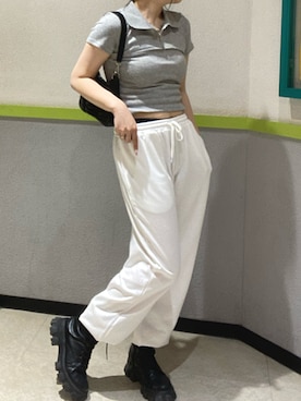 「SPINNS（スピンズ）のアイテム（スウェットパンツ）」を使った、asukaさん（レディース・155cm）の春コーディネート