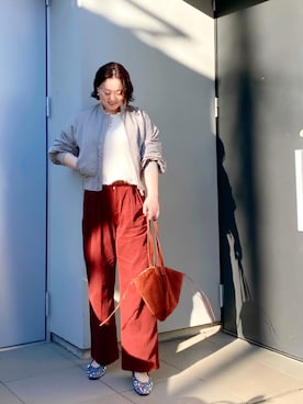 「アイテム（MA-1）」を使った、kumikoさん（レディース・165cm）の秋コーディネート