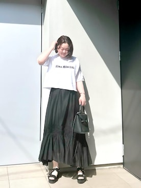 「GALLARDAGALANTE（ガリャルダガランテ）のギャザーフレアスカート（スカート、ブラック系）」を使った、kumikoさん（レディース・165cm）の春コーディネート