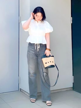 「ぺプラムトップス」｜「アイテム（グレー系）」を使った、kumikoさん（レディース・165cm）の夏コーディネート