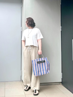 「GALLARDAGALANTE（ガリャルダガランテ）のクロップドTee（Tシャツ/カットソー、ホワイト系）」を使った、kumikoさん（レディース・165cm）の夏コーディネート