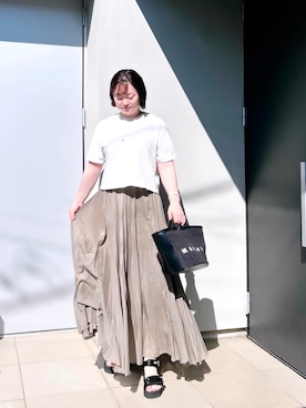 「GALLARDAGALANTE（ガリャルダガランテ）のクロップドTee（Tシャツ/カットソー、ホワイト系）」を使った、kumikoさん（レディース・165cm）の夏コーディネート