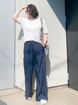 「アイテム（ニット/セーター、シルバー系）」を使った、kumikoさん（レディース・165cm）の夏コーディネート