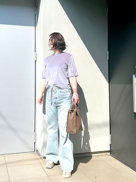 「Whim Gazette（ウィムガゼット）の【A VACATION】別注BOX MESH LEO（トートバッグ、ブラウン系）」を使った、kumikoさん（レディース・165cm）の春コーディネート