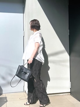 「IENA（イエナ）の《追加2》ニュアンスドルマンブラウス（シャツ/ブラウス、ホワイト系）」を使った、kumikoさん（レディース・165cm）の夏コーディネート