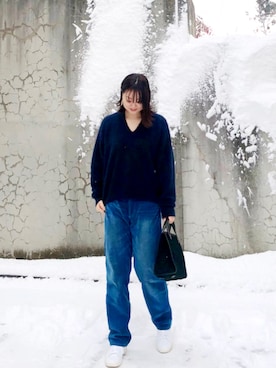 デニムパンツを使った「ファーニット」の人気ファッション