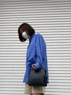 「AZUL（アズール）のアイテム（バッグ）」を使った、mika machida さん（レディース・159cm）の秋コーディネート