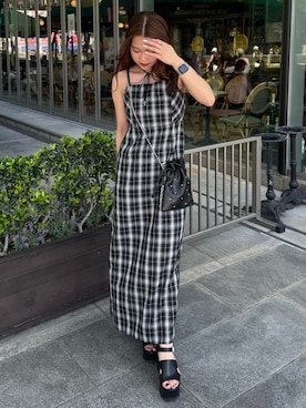 「MURUA（ムルーア）のアイテム（ワンピース）」を使った、横幕学美さん（レディース・153cm）の夏コーディネート