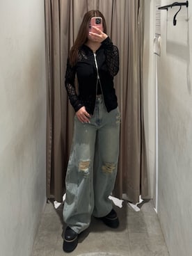 「MURUA（ムルーア）のレースアップブーツ（ブーツ、ブラック系）」を使った、横幕学美さん（レディース・153cm）の春コーディネート