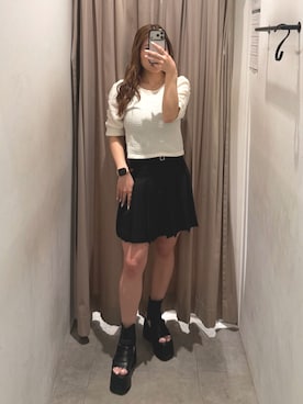 「MURUA（ムルーア）のアイテム（トップス）」を使った、横幕学美さん（レディース・153cm）の春コーディネート