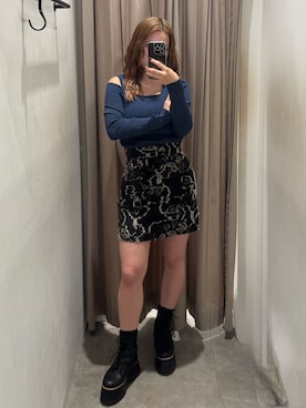 「MURUA（ムルーア）のアイテム（スカート）」を使った、横幕学美さん（レディース・153cm）の秋コーディネート