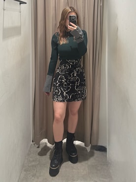 「MURUA（ムルーア）のアイテム（スカート）」を使った、横幕学美さん（レディース・153cm）の秋コーディネート