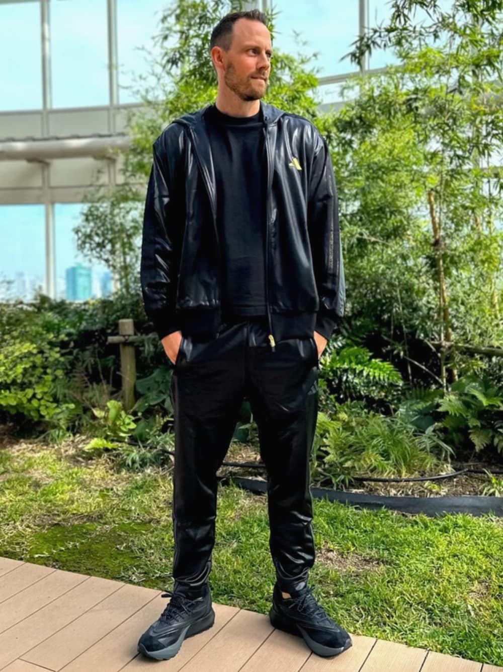 Stadium Gold ルーズフィット フードトラックトップ、Stadium Gold