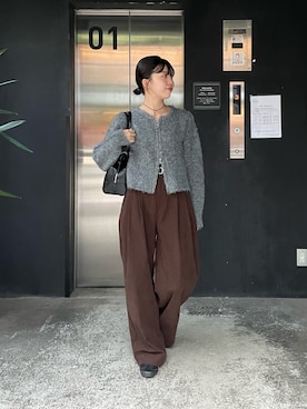 「アイテム（ボストンバッグ）」を使った、fuyukaさん（レディース・158cm）の秋コーディネート