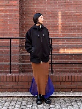 「アイテム（スカート）」を使った、RINKAさん（レディース・170cm）の秋コーディネート