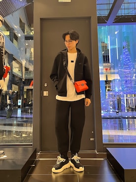 「ARMANI EXCHANGE（アルマーニエクスチェンジ）のアイテム」を使った、yu---sukeさん（メンズ・184cm）の秋コーディネート