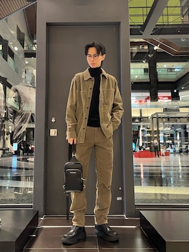 「アイテム（ボディバッグ/ウエストポーチ）」を使った、yu---sukeさん（メンズ・184cm）の秋コーディネート