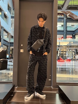 「アイテム（ボディバッグ/ウエストポーチ）」を使った、yu---sukeさん（メンズ・184cm）の秋コーディネート