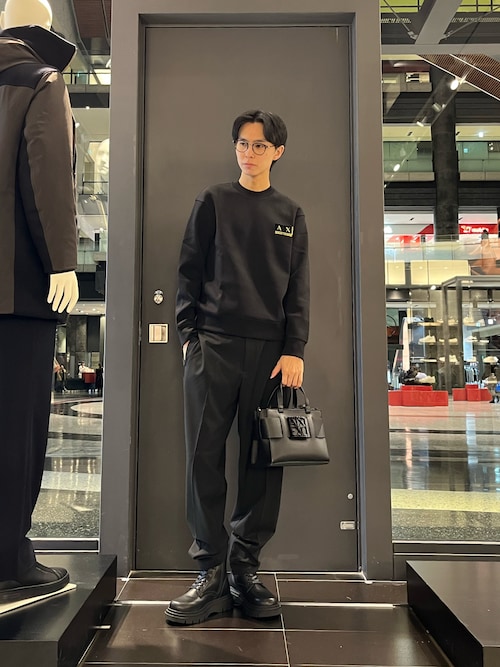 A|X アルマーニ エクスチェンジ】ゴールドロゴ スウェットプルオーバー