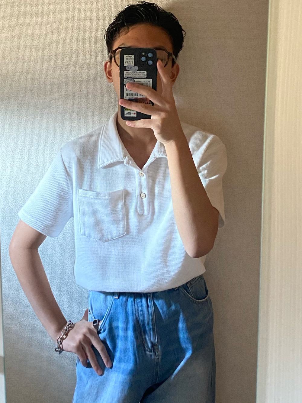 「デニムパンツ、ポロシャツ、ワイドパンツ、メガネ男子、パーマ」｜「CORPUS TOKYOのアイテム（デニムパンツ、ブルー系）」を使った、joncさん（骨格ウェーブ・メンズ・168cm）の夏コーディネートの1枚目の写真