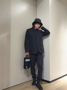 「ARMANI EXCHANGE（アルマーニエクスチェンジ）のアイテム（チノパンツ）」を使った、428さん（メンズ・173cm）の冬コーディネート