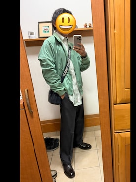 「LOEWE（ロエベ）のアイテム（バッグ）」を使った、tak8.hさん（メンズ・174cm）の春コーディネート