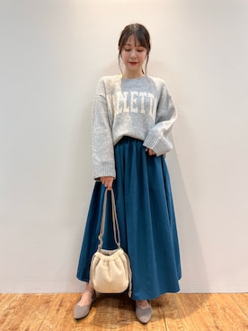 「ロゴニット」｜「アイテム（パンプス）」を使った、reinaさん（レディース・156cm）の秋コーディネート