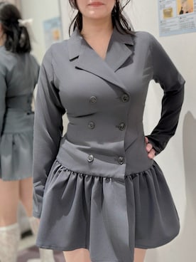 「MAJESTIC LEGON（マジェスティックレゴン）のレースアップジャケットミニワンピ（ワンピース、グレー系）」を使った、tsubasa harada    さん（レディース・151cm）の春コーディネート