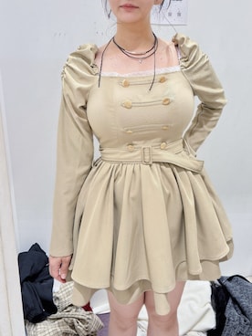 「MAJESTIC LEGON（マジェスティックレゴン）のナポレオンデザイン長袖ワンピース（ワンピース、ベージュ系）」を使った、tsubasa harada    さん（レディース・151cm）の秋コーディネート