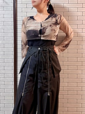 「Mavie..7（メヴィセットゥ）の【Mavie..7】シアーショートカーディガン（Tシャツ/カットソー、ブラウン系）」を使った、tsubasa harada    さん（レディース・151cm）の秋コーディネート