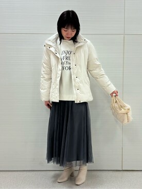 「DRESKIP（ドレスキップ）の◆大人世代の裏起毛ロゴ刺しゅう ゆるスウェット【SHOO WARM】（スウェット、ホワイト系）」を使った、Juraさん（レディース・162cm）の秋コーディネート