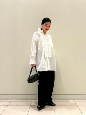 「UNITED ARROWS（ユナイテッドアローズ）のアイテム（デニムパンツ）」を使った、松尾（matsuo）さん（レディース・154cm）の冬コーディネート