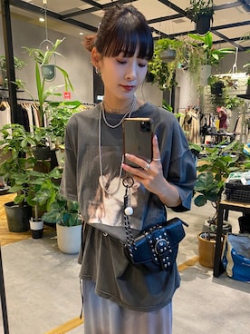 「アイテム（スマホグッズ、ブラック系）」を使った、mami222さん（レディース・164cm）の夏コーディネート