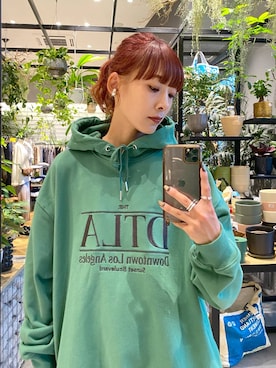 「JEANASIS（ジーナシス）のアイテム（スカート）」を使った、mamiさん（レディース・164cm）の秋コーディネート