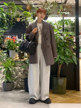 「アイテム（テーラードジャケット）」を使った、mamiさん（レディース・164cm・30代）の秋コーディネート