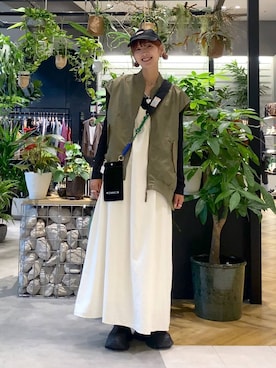 「アイテム（スマホグッズ）」を使った、mamiさん（レディース・164cm）の秋コーディネート