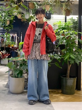 「JEANASIS（ジーナシス）のカラータックデニムワイドパンツ/322713（デニムパンツ）」を使った、mamiさん（レディース・164cm・30代）の秋コーディネート