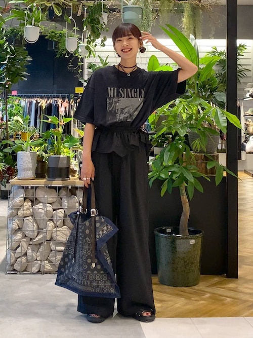 JEANASISのトップスを使ったコーディネート(ZOZOTOWN Yahoo!店