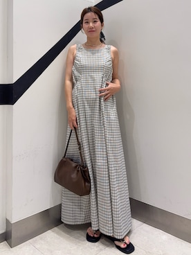 「CAPRICIEUX LE'MAGE（カプリシューレマージュ）のギャザーポケットワンピース（ワンピース、ホワイト系）」を使った、mutsumi_lemageさん（レディース・164cm）の春コーディネート