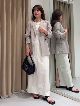 「CAPRICIEUX LE'MAGE（カプリシューレマージュ）のシアーWジャケット（テーラードジャケット、ベージュ系）」を使った、mutsumi_lemageさん（レディース・164cm）の春コーディネート