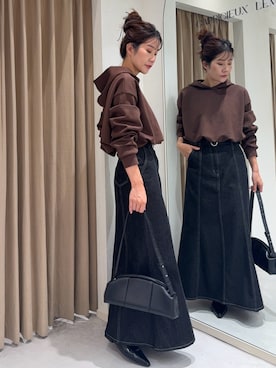 「アイテム（シュシュ）」を使った、mutsumi_lemageさん（レディース・164cm）の秋コーディネート