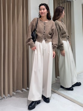 「アイテム（カーディガン/ボレロ）」を使った、mutsumi_lemageさん（レディース・164cm・30代）の冬コーディネート