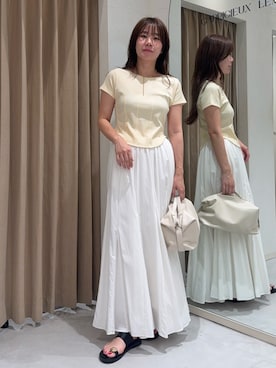 「CAPRICIEUX LE'MAGE（カプリシューレマージュ）のコルセットT（Tシャツ/カットソー、イエロー系）」を使った、mutsumi_lemageさん（レディース・164cm）の春コーディネート