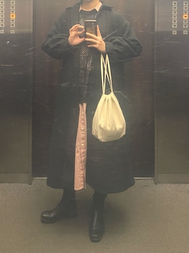 「透かし編みニット」｜「アイテム（トレンチコート）」を使った、ぴよ美さん（レディース・168cm）の春コーディネート
