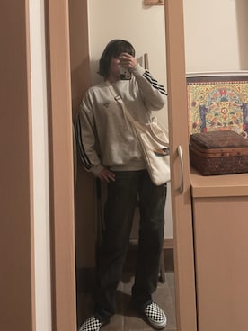 「beats. by dr.dre（ビーツバイドクタードレ）のアイテム」を使った、🌐さん（レディース・165cm）の秋コーディネート