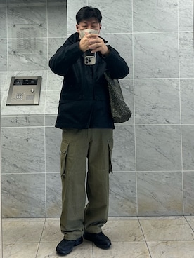 「アイテム（フレグランス）」を使った、Cecil Beatonさん（メンズ・178cm）の冬コーディネート